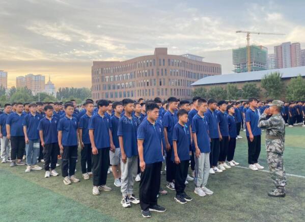 青春就此起航