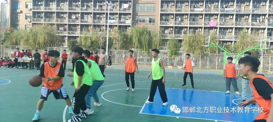 邯郸北方汽修学校篮球比赛