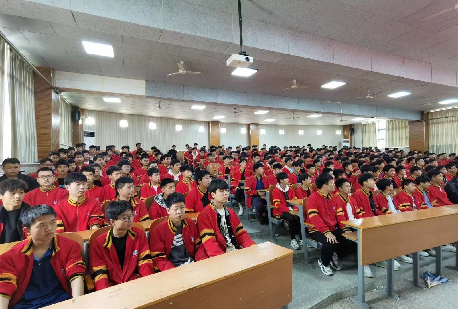 邯郸北方学校安全教育主题培训
