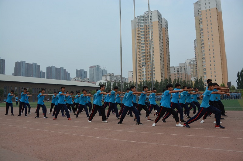 邯郸北方学子军体拳.jpg